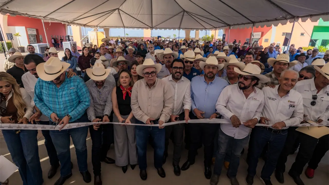 Rocha Moya anuncia aumento de presupuesto para ganaderos en la Feria Ganadera de Sinaloa 2025.