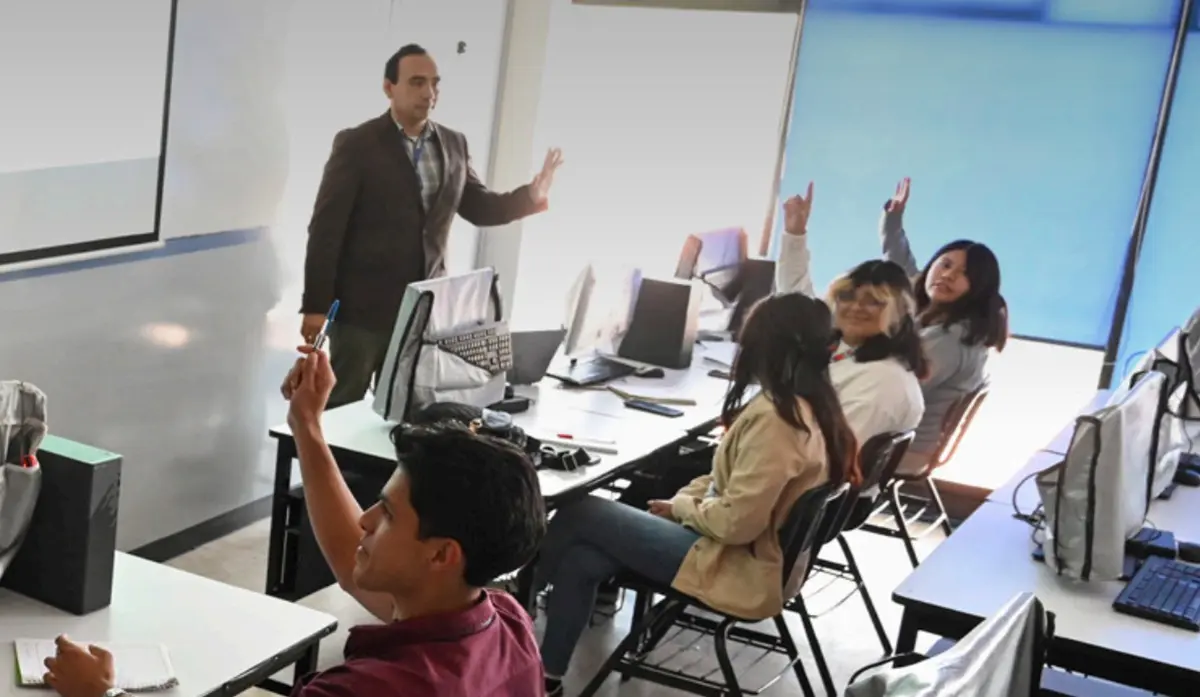 Ya puedes registrarte en Saberes MX con tu Llave MX y acceder a cursos gratuitos de las principales universidades del país.