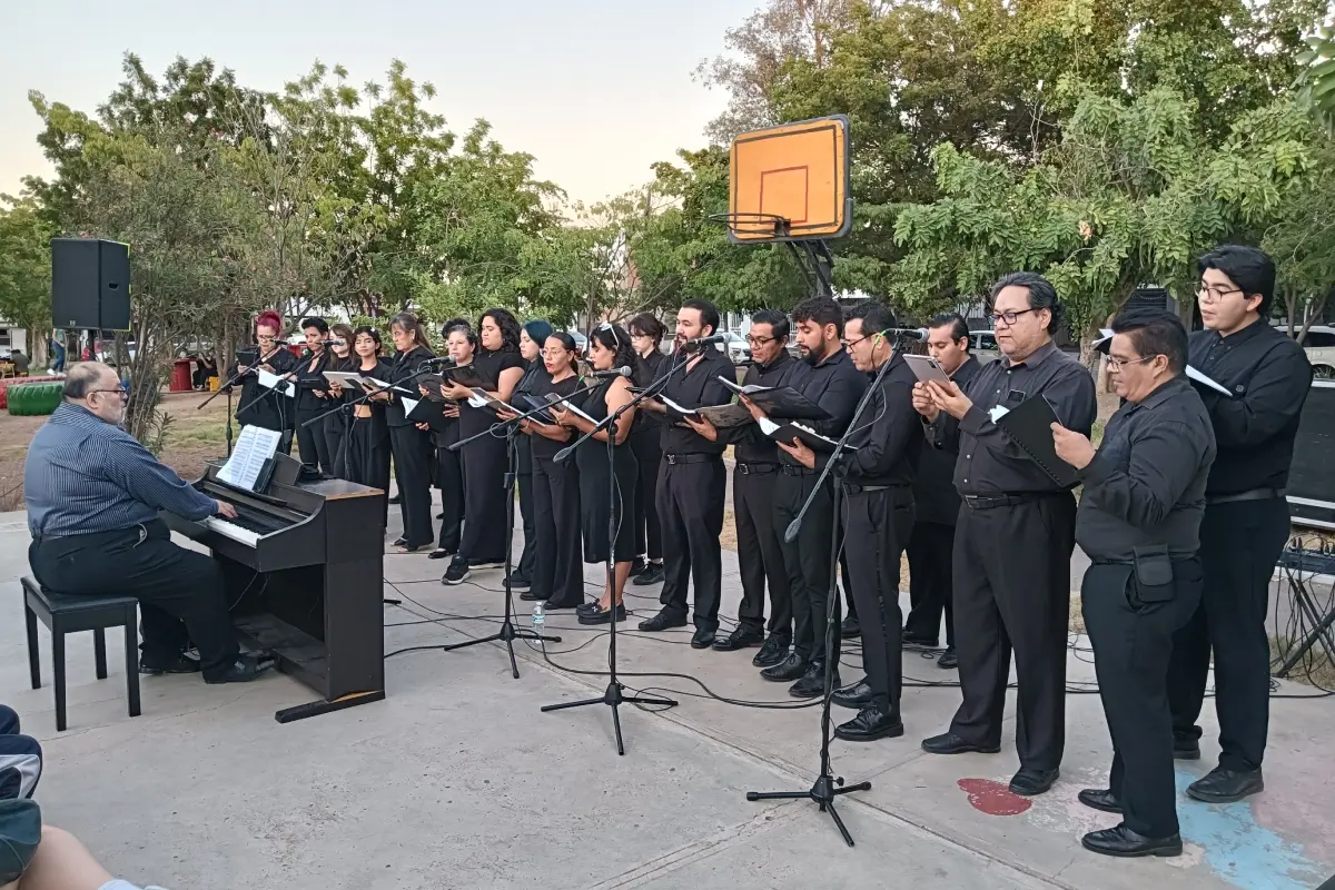 El evento forma parte de “El Arte Alegra tu Parque”, iniciativa del ISIC en coordinación con Parques Alegres IAP, que busca llevar actividades artísticas a comunidades que tienen poco acceso a espacios culturales. | Imágenes de Francisco Castro