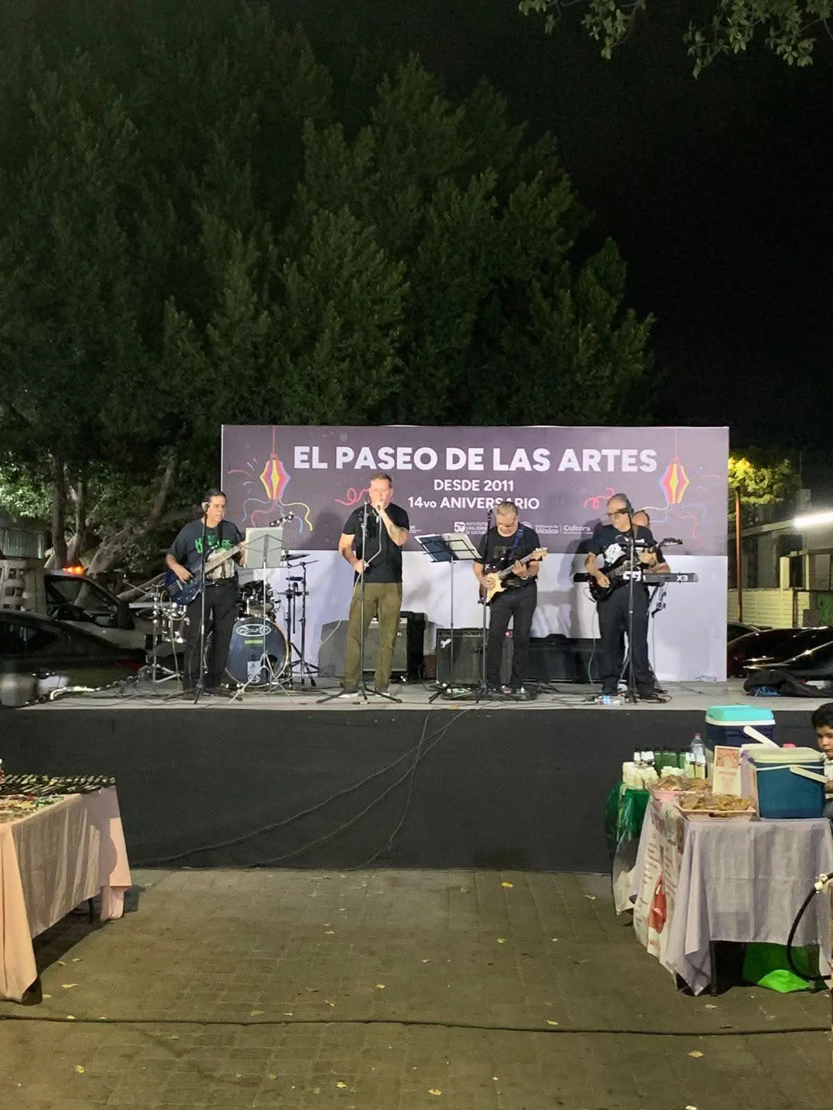 El escenario ha estado abierto a los artistas de la ciudad. Foto: Rocío Arrieta.