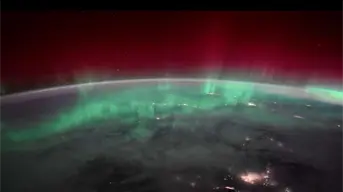 Así se ven las auroras boreales desde la órbita: el impresionante video de una astronauta de la NASA