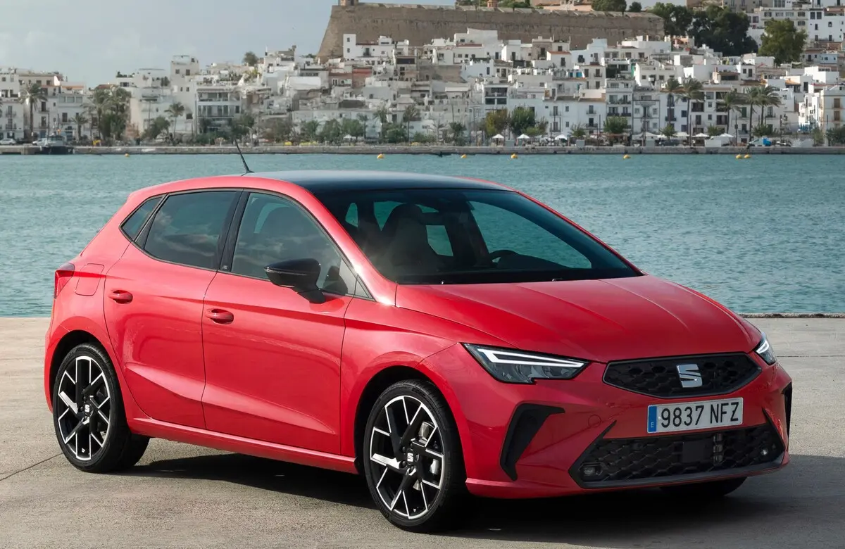El nuevo SEAT Ibiza 2026 cuenta con tres versiones; aquí te compartimos los detalles de la más accesible. Foto: Cortesía