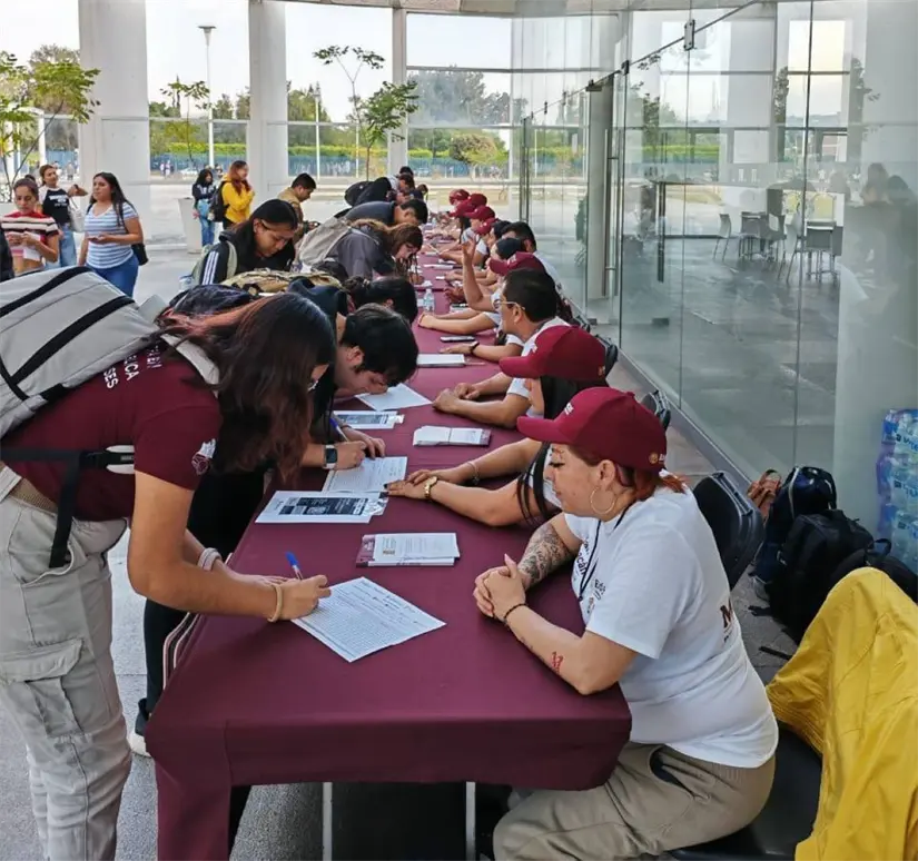 Dónde hacer el registro para la Beca Gertrudis Bocanegra de Michoacán. Foto: Cortesía