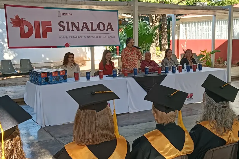 Las y los egresados reportan mejoras en su bienestar emocional, mayor independencia y estimulación cognitiva, elementos clave para un envejecimiento activo. El diplomado se ha convertido en un espacio para aprender, socializar y fortalecer la autoestima.