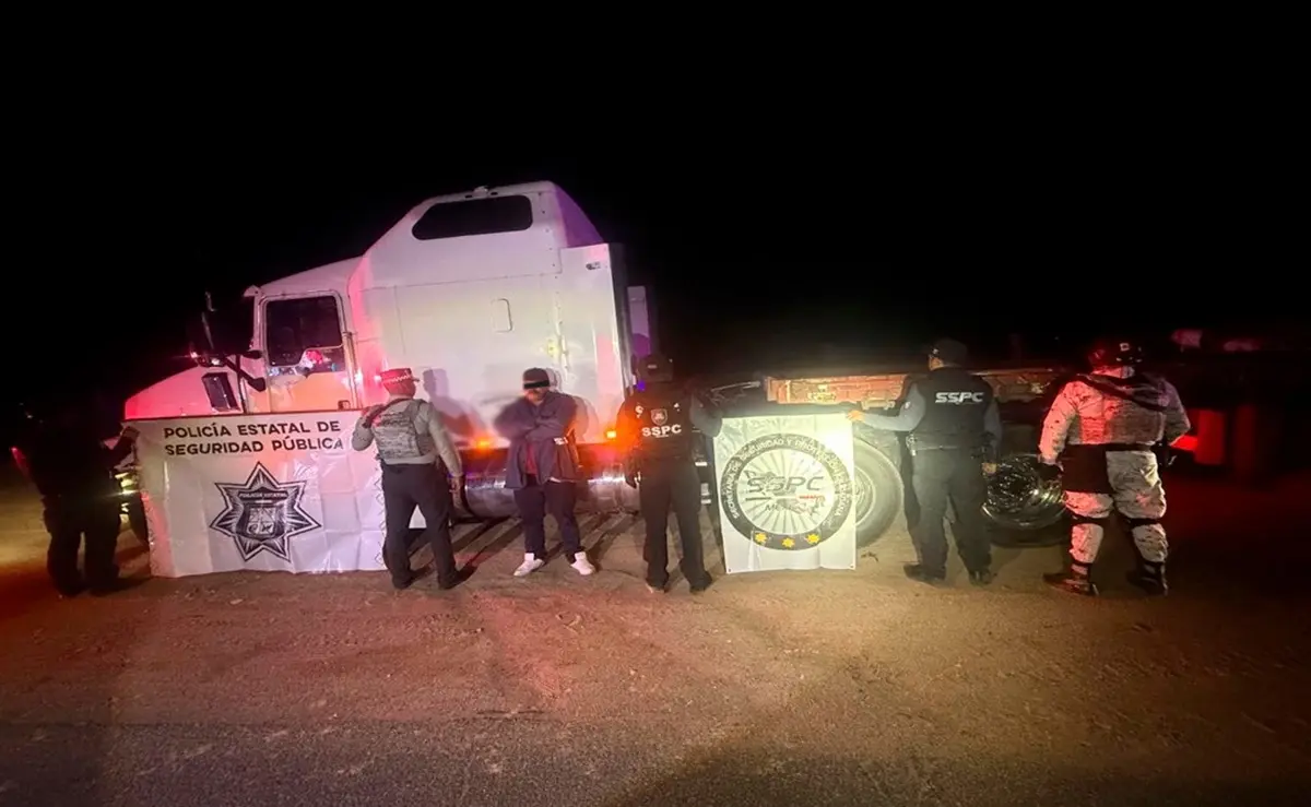 Huatabampo. Semar y Ejército aseguran cargamento millonario de fentanilo y metanfetaminas.