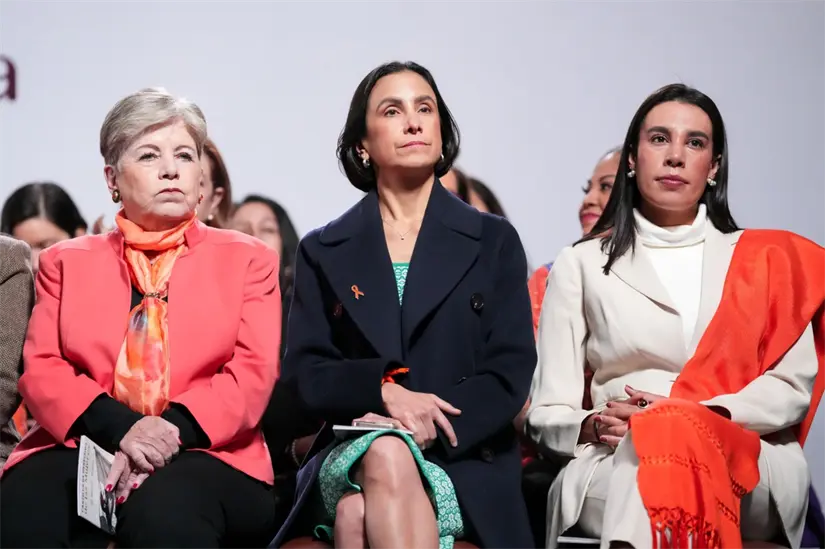 Legisladoras presentes en La Mañanera.