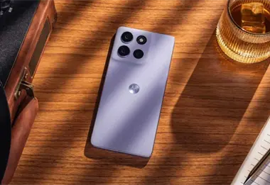 Celular de gama media de Motorola con potente batería de 6.720 mAh y está casi en remate