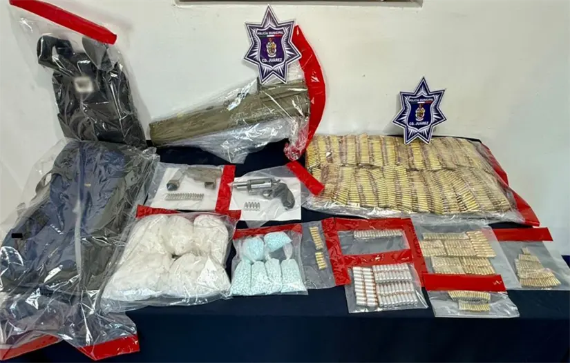 Armas, municiones y drogas aseguradas en esta acción. Foto: SSPC