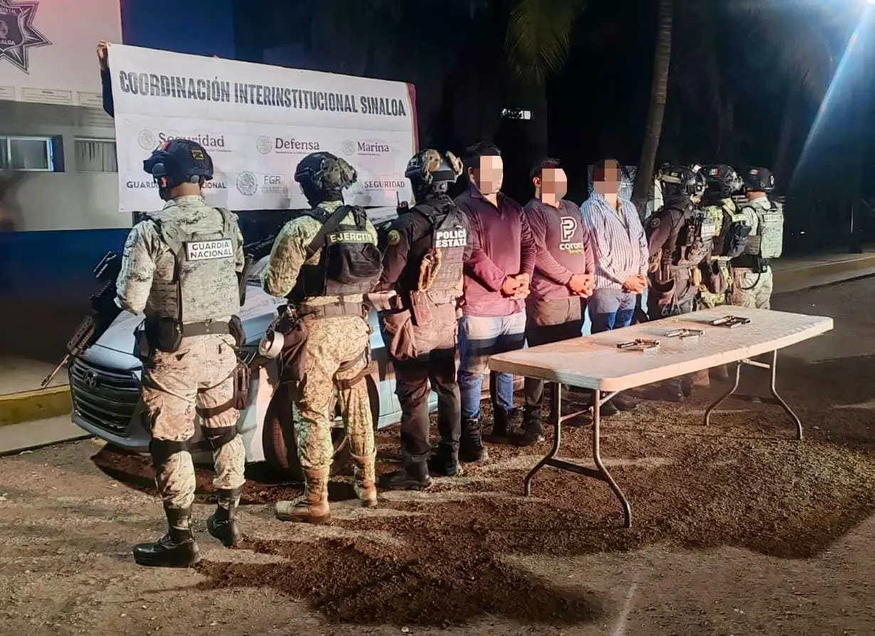 Operativo interinstitucional en Culiacán deja tres detenidos y armas decomisadas.