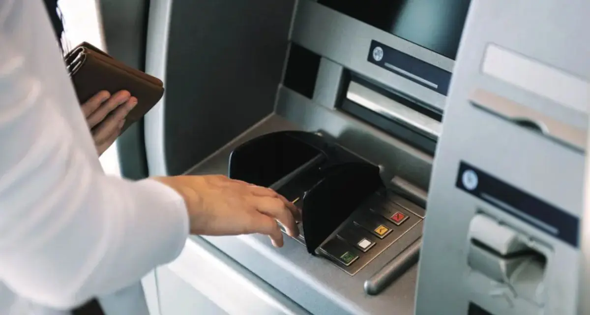 Recomendaciones para cobrar la pensiones de diciembre de 2025. Foto: cortesía