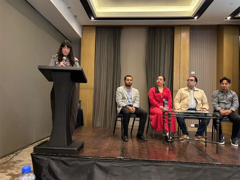 Participantes del foro “Memoria y Acción” durante la apertura del evento organizado por MAPASIN en Culiacán.