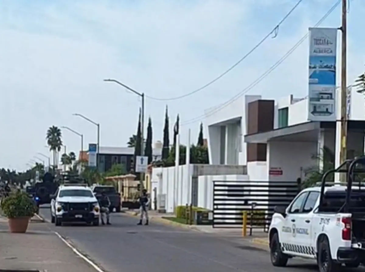 Operativo en Valle Alto, Culiacán: cinco detenidos, armas y casa de seguridad asegurada