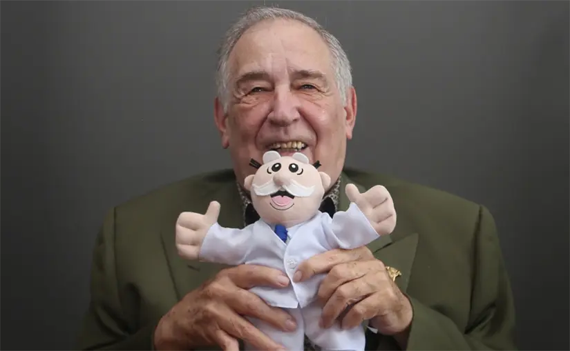 Víctor González Torres, fundador de Farmacias Similares. Foto: Especial