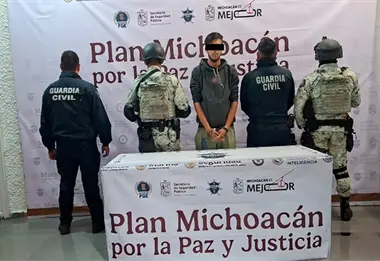 Detienen a siete personas y aseguran explosivos improvisados en Michoacán