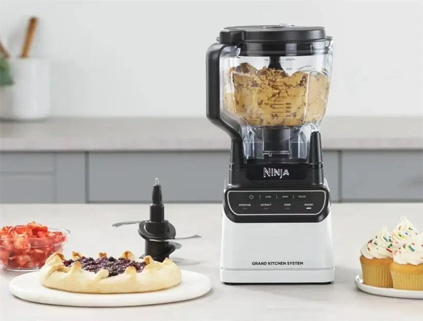 Prepara hasta masa con la Licuadora Ninja Profesional 1200W. Foto: cortesía.