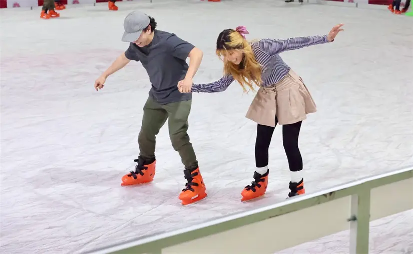 Pista de hielo a partir del 4 de diciembre en Toluca. Foto: Cortesía