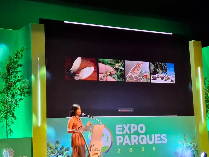 La conferencia magistral de Bárbara Apodaca resaltó el valor de la naturaleza para la salud física y emocional.