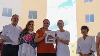 En Quintana Roo, Sheinbaum entrega 225 viviendas nuevas, 497 liberaciones de hipoteca y 193 escrituras