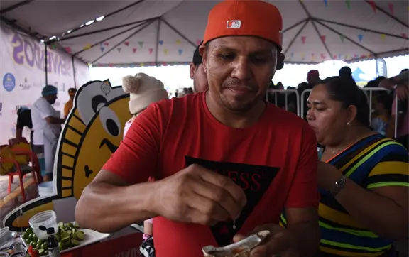 Altata se llena de sabor y tradición en una vibrante Feria del Ostión 2025