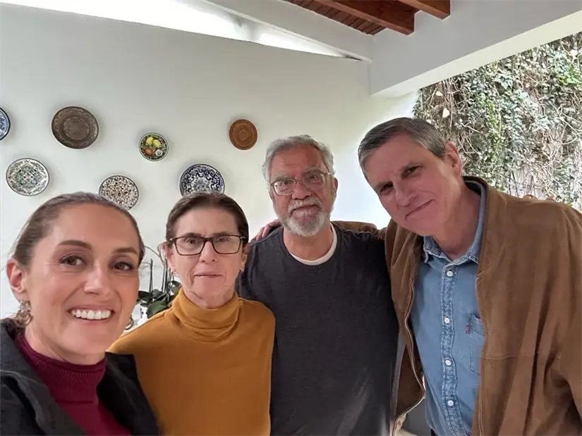 Claudia Sheinbaum junto a su familia. Foto: Cortesía.