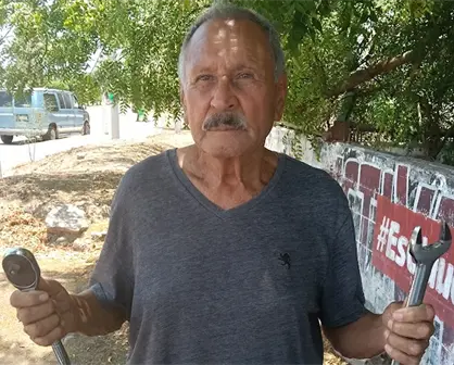 Don Enrique, comerciante de 81 años, inspira en Navolato con su historia de vida