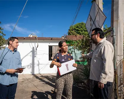 Tras 15 años de espera, cinco familias de Nueva Galicia reciben sus escrituras en Culiacán