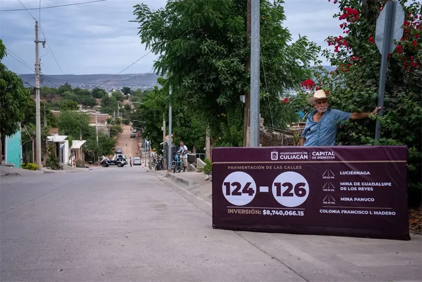Pavimentación en Culiacán transforma colonias populares y mejora calidad de vida de miles de familias. Foto: Ayuntamiento de Culiacán.
