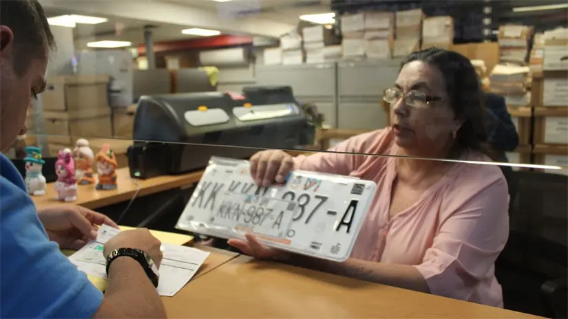 Último mes para sustituir placas vehiculares en Jalisco de manera gratuita. Foto: Cortesía