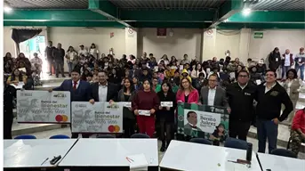 ¿Qué estudiantes recibirán doble pago de la Beca Benito Juárez en diciembre y por qué?