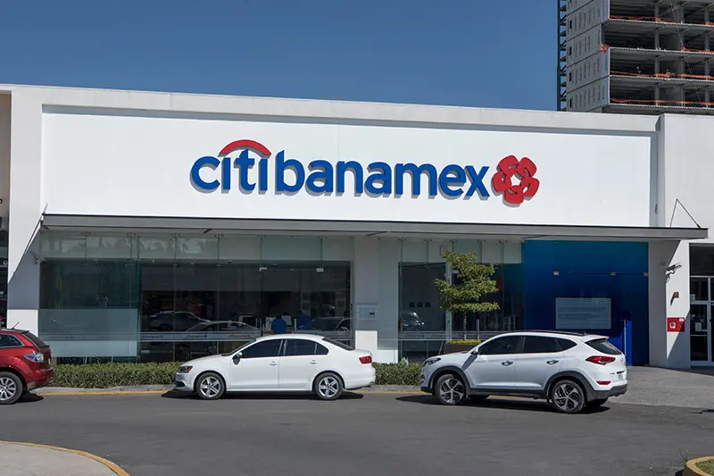 El 12 de diciembre se conmemora el Día del Empleado Bancario. Foto: Real Center.