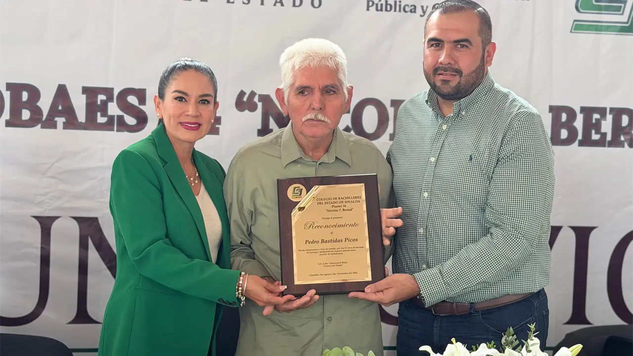 El alcalde Luis Fernando Loaiza reafirma su compromiso con la educación en San Ignacio.
