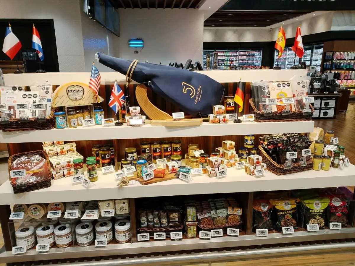 Fresh Market llega a Las Quintas en Culiacán. Foto: Ramón Reyna