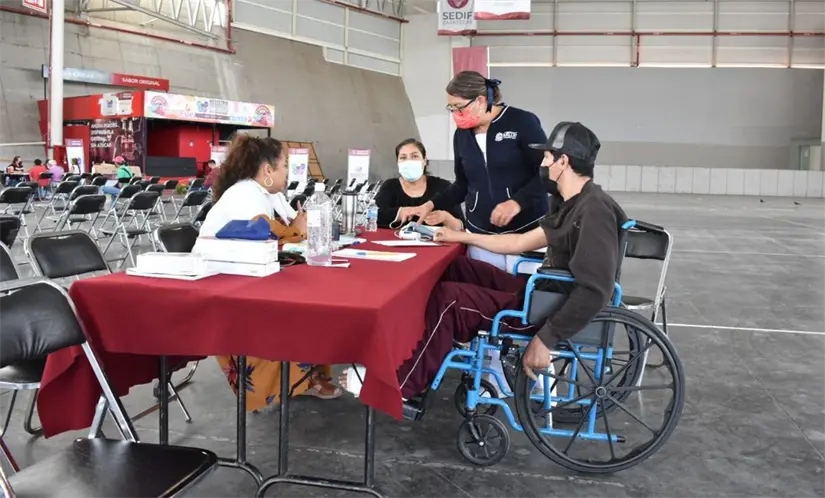 Conoce cómo puedes acceder a la Pensión Bienestar de 30 a 64 años. Foto: Cortesía.