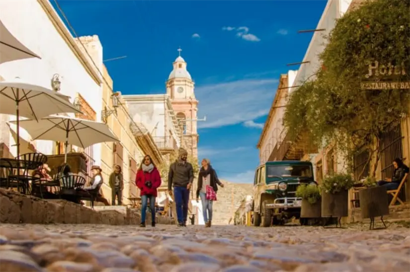 Disfruta de las calles empedradas de Real de Catorce. Foto: cortesía.