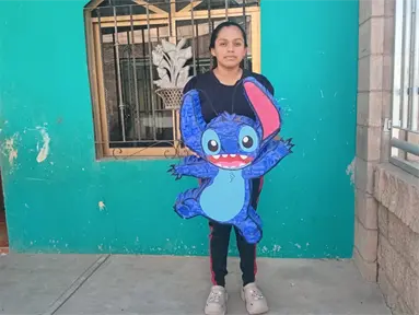 Vuelve la temporada de piñatas y Selene reafirma su tradición alegre en Villa Juárez