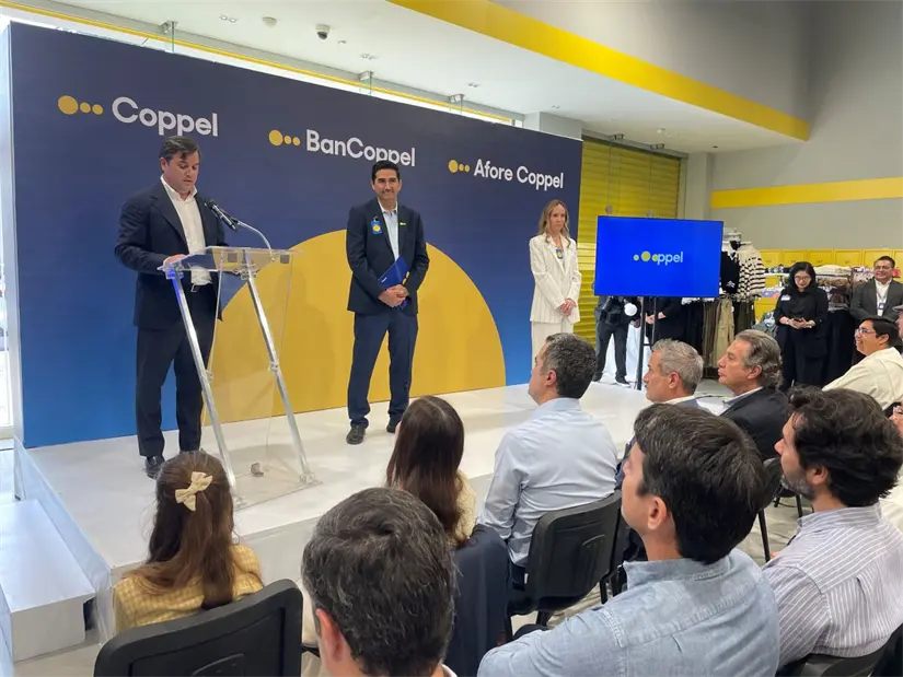 Ceremonia de reapertura de la tienda de Coppel de Ángel Flores. Foto: Lino Ceballos