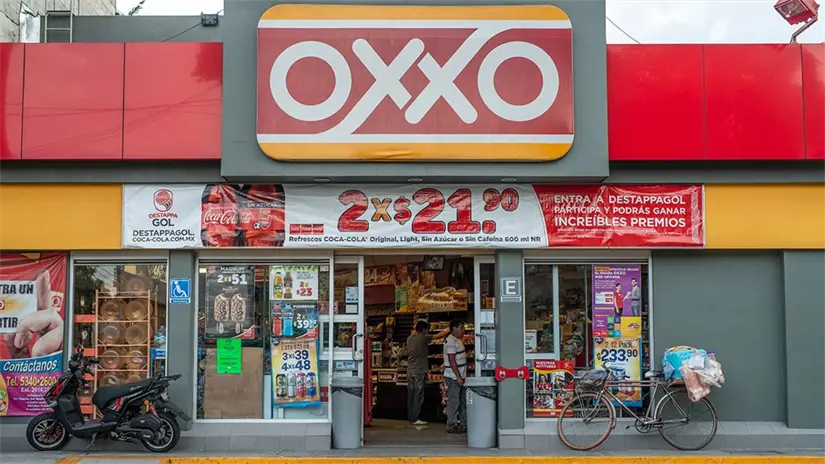 Los clientes de Banorte ya podrán realizar movimientos bancarios en OXXO. Foto: Cortesía. 