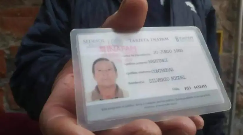 Si tu credencial INAPAM es anterior a 2018, esta borrosa o rota, deberás cambiarla en 2026. Foto: cortesía.