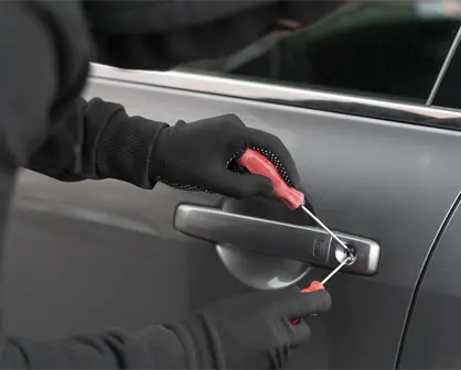 Mi Auto no es de Lujo. Por Qué tu Spark o Moto Necesitan Seguridad Tanto como una Cheyenne