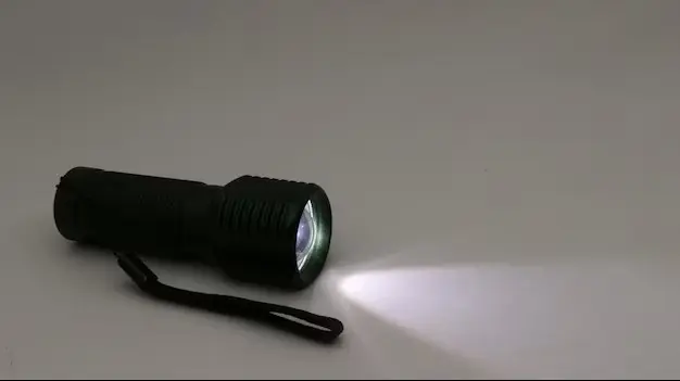 Toma tus precauciones ante los apagones. Foto: Freepik. 