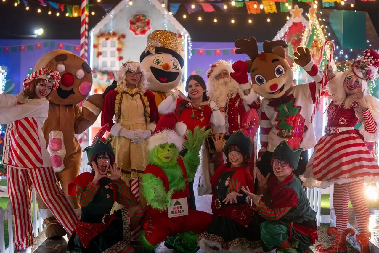 Con personajes navideños, la Villa Navideña y nuevas áreas de atención, la Verbena 2025 invita a las familias a disfrutar una temporada llena de alegría y esperanza. Foto: Ayuntamiento de Culiacán