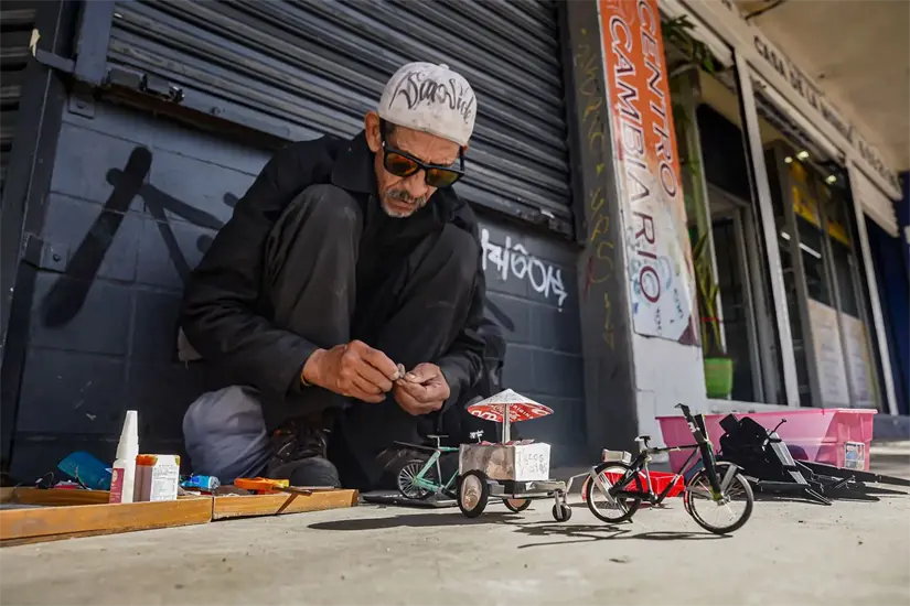 Sus piezas tienen costos accesibles. Foto: Border Zoom