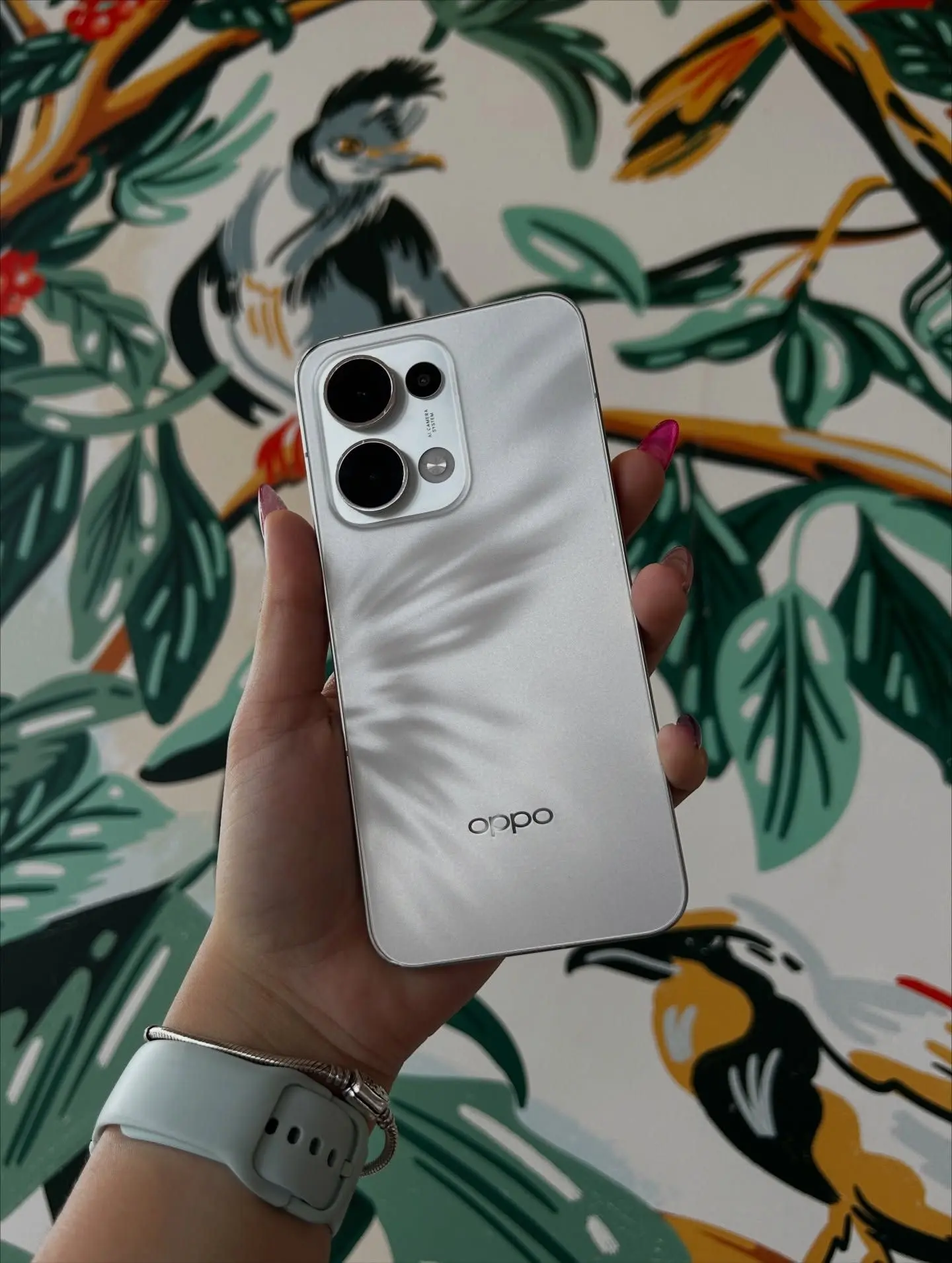 OPPO Find X9 Pro con batería de 7,500 mAh. Foto: Cortesía