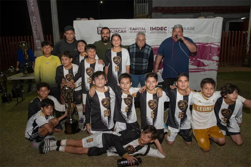 Culmina con éxito el Torneo de Verano de Futbol IMDEC–Deportivo Sur