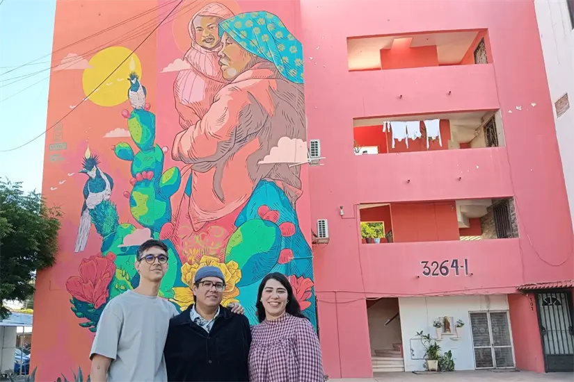 A esta acción se sumaron más de una decena de personas que colaboraron directa o indirectamente en la creación de los tres murales, entre artistas, vecinos y voluntarios, todos coordinados por SUMA Sociedad Unida IAP.