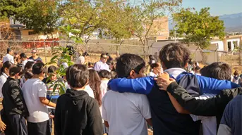 SEBIDES siembra 50 árboles en primaria de la República Mexicana en Culiacán