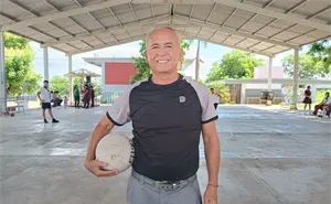 Profesor Martín Inocente Cebreros: una historia de vocación y servicio en la Secundaria ETI 90