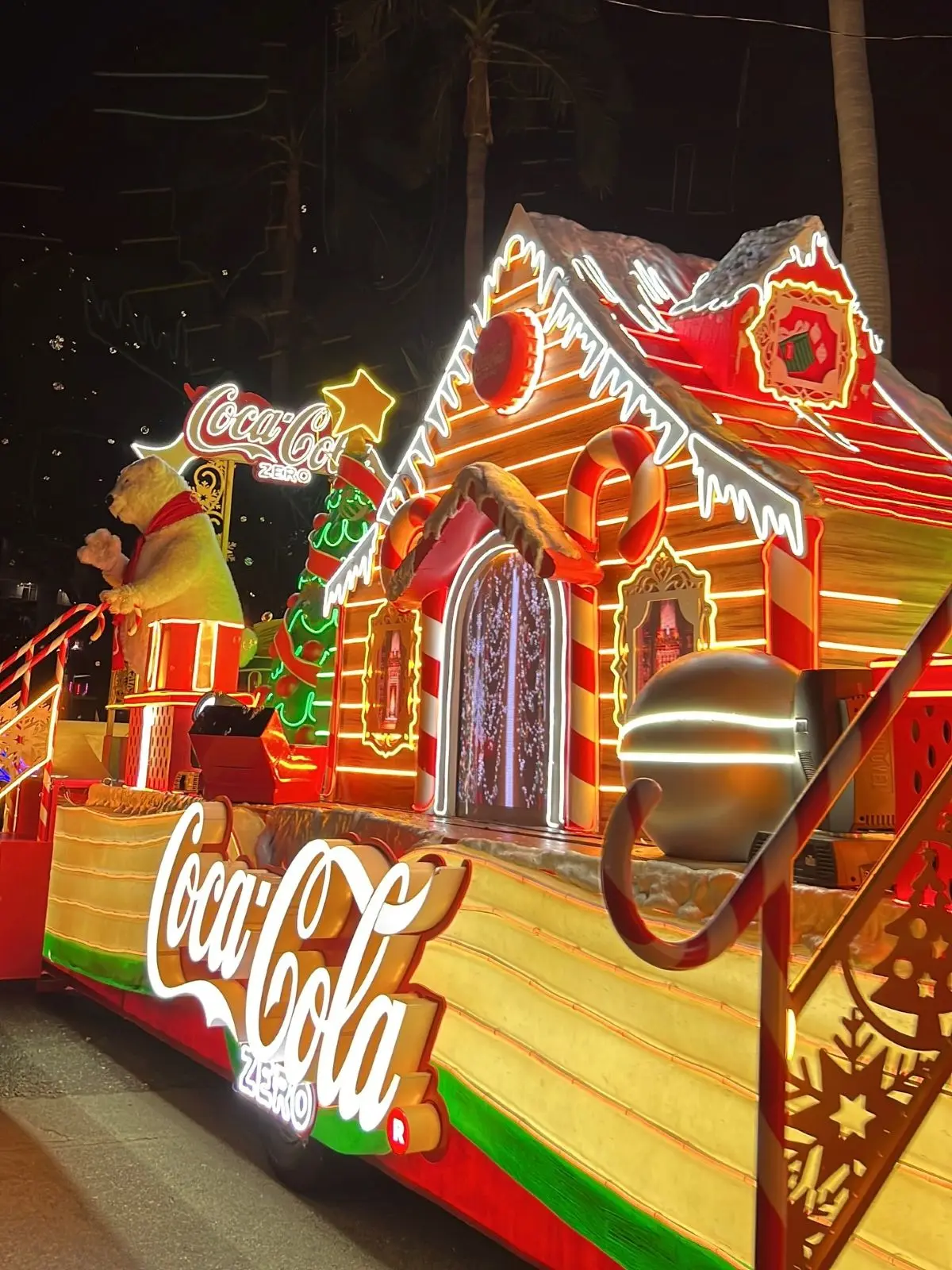 Caravana Coca-Cola 2025 este 10 de diciembre en Ciudad Juárez, Chihuahua. Foto: Cortesía