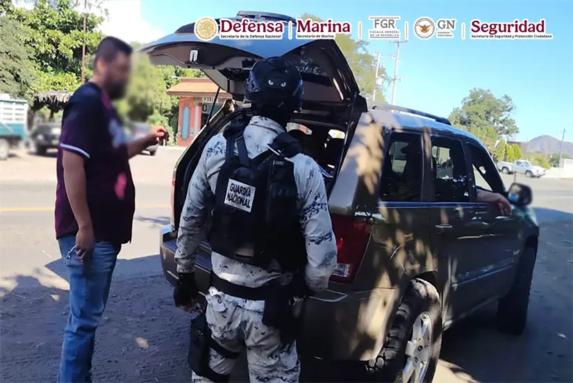 Se han decomisado y asegurado grandes cantidades de armamento y sustancias ilícitas. Foto: Seguridad