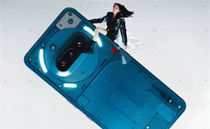 Celular Nothing Phone (3a) con diseño único y luces LED ahora en remate especial